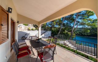 Stunning Home In Novigrad With Kitchen - Novigrad - 2