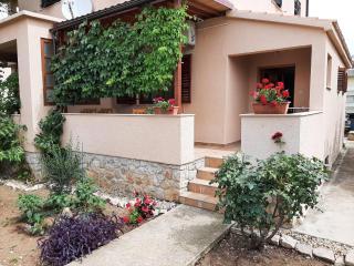 Apartment Šare - Betina - 0