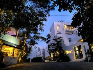 The Greek Pod - Private Staycation Pod in La Bella Tagaytay - Tagaytay - 8