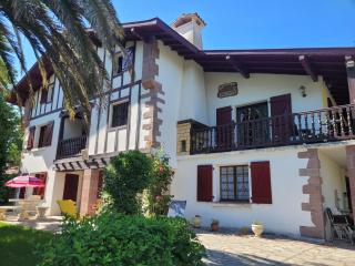 Bel appartement T4 dans maison basque - Itxassou - 8