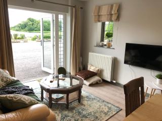 Ardhowen Bay lakefront holiday accommodation - Enniskillen - 1