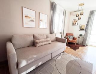 Grand Terrace Apartment with AC & heating - Budapest - 9