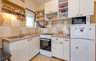 Lovely Home In Kunovac Kupirovacki - 4