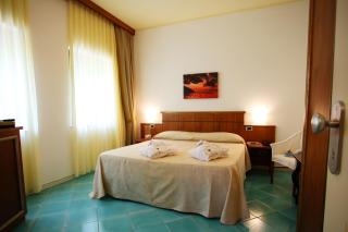 Hotel La Torre - 8
