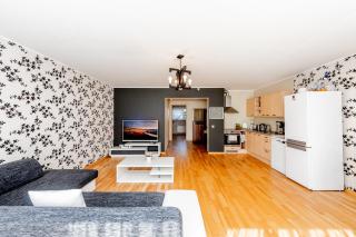 City center apartment with sauna and terrace - Pärnu - 9