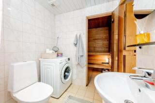 City center apartment with sauna and terrace - Pärnu - 5
