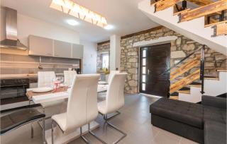 Amazing Home In Donje Rastane With Wifi - Donje Raštane - 7