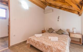Amazing Home In Donje Rastane With Wifi - Donje Raštane - 5