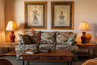 Beautiful 2 Bedroom Oceanview Condo at Maui Kamaole Located at South End of Kihei Adjacent to Wailea Traditional Hawaiian Style - Wailea - 2