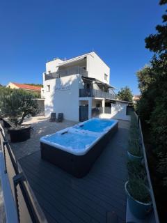 Apartmani Kumenat - Biograd na Moru - 0