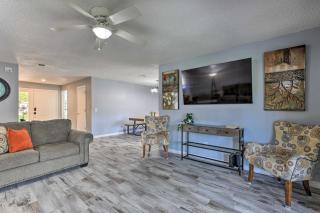 Lanai and Pond at Tranquil Bradenton Retreat! - Bradenton - 3