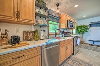 Northern Nights Beachfront Cottage in Kalkaska - 4