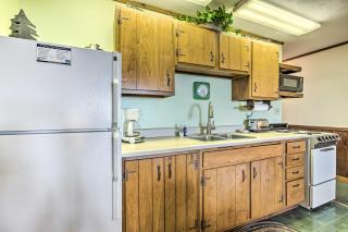 Waterfront Glenn Lake Condo Gas Grill and Views - Glen Arbor - 1
