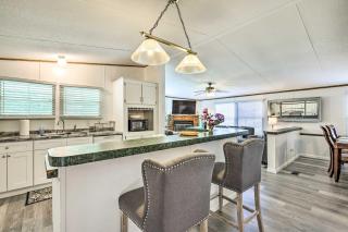 Charming Countryside Home with Covered Porch! - Livingston - 3