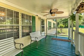 Charming Countryside Home with Covered Porch! - Livingston - 9