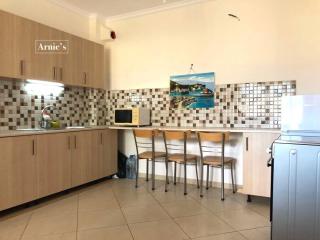 Arnie's Sunny Seaside Residence - Valona - 9
