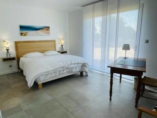 Maison 3* avec Terrasse, Confort Moderne, Proche Plages et Randonnées - FR-1-542-53 - 2