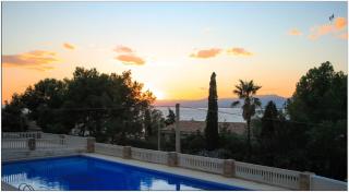 Apartamento con vistas y piscina en Salou! - Salou - 7