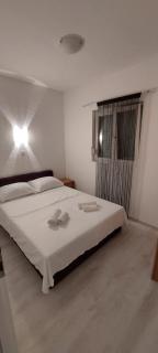 Apartmani Žana - Pirovac - 1