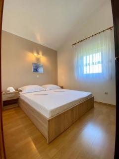 Apartments Brezović Škrapavac - 40m from the beach - Privlaka - 4
