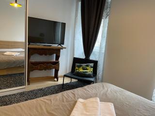 Apartments Kremenic - 1
