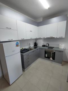 Comfortable Beachfront Apartment - Vlorë - 6