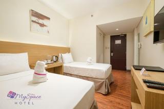 MySpace Hotel @BGC - Manila - 3