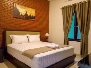 Omah Watu Homestay - Jetis - 2