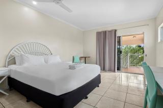 Hotel Tropiq - Cairns - 7