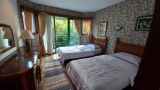 Batu Villa (3 Bed Rooms & just 2 min walk to Jatim Park 1) - 7