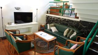 Batu Villa (3 Bed Rooms & just 2 min walk to Jatim Park 1) - 1