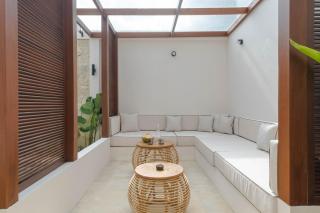 Cosy and Luxurious Villa Sentosa Seminyak - Seminyak - 9