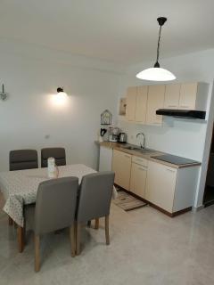 Apartments Milka - Povljana - 7
