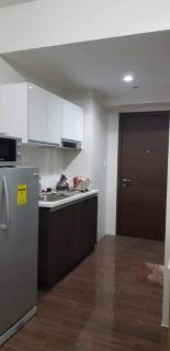 Fully Furnished 1 Bedroom with Balcony - Manila - 2