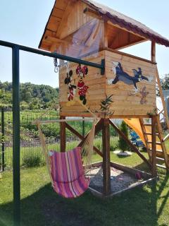 Casa Stefi si Alexia - Polovragi - 1
