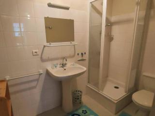 Spacieux Appartement 8 Pers. avec Balcons, 2 Salles de Bain, Parking Gratuit - Cauterets - FR-1-234-165 - Cauterets - 2