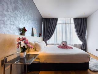 The Luxury Penthouse Twin Tower view - 4