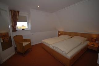 Hotel und Restaurant Petit Robby - Wenningstedt - 7