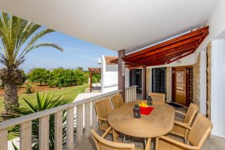 Villa Theo Sapphire by Villa Plus - Lachi - 4
