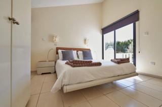 Villa Theo Sapphire by Villa Plus - Lachi - 1