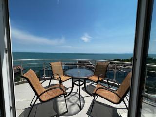 Modern Beachfront Apartment with Pool - 2