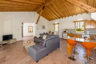 Villa Ibiscus by Villa Plus - Pólis Chrysochoús - 5