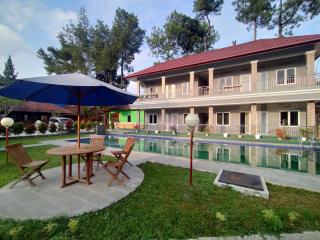 Villa Batu Tua Puncak Mitra RedDoorz - Bogor - 0
