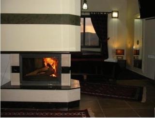 Iris Flower Hotel - 9