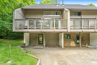 Mad River Paradise at Drumleys - 9