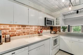 Mad River Paradise at Drumleys - 1