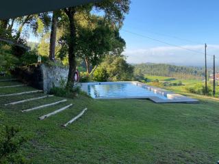 Lovely 6-Bed Cottage in Barcelos - Vila Cova - 8