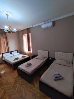 Kobuleti Guest House - Kobuleti - 3