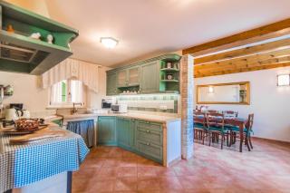 Villa Faggiolo by Villa Plus - Rudani - 3