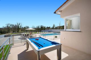 Villa Vivian by Villa Plus - Kringa - 2